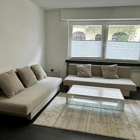 Apartament Single In *